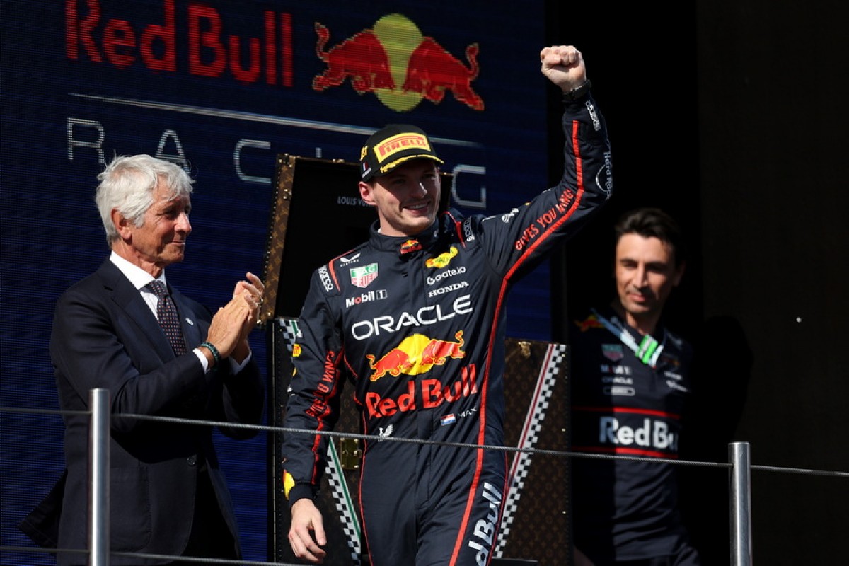Red Bull 車隊 Max Verstappen 完美開局奪冠!慶祝車隊第400場比賽。(Red Bull 提供)