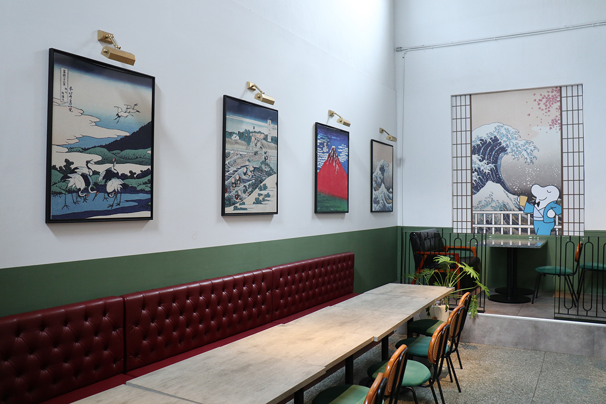CAMA CAFE攜手《會動的浮世繪》推出限定飲品,沉浸體驗展共創和風盛夏咖啡祭。(示意圖)