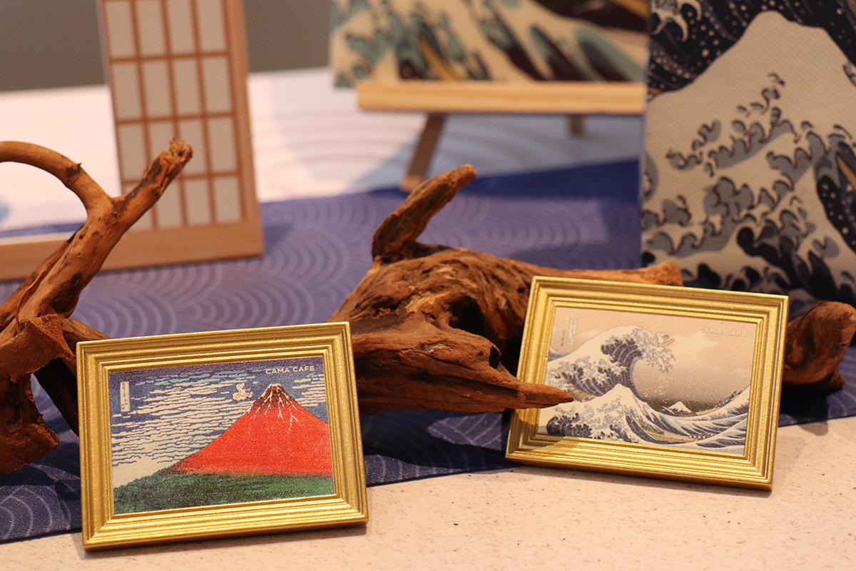 CAMA CAFE攜手《會動的浮世繪》推出限定飲品,沉浸體驗展共創和風盛夏咖啡祭。(示意圖)