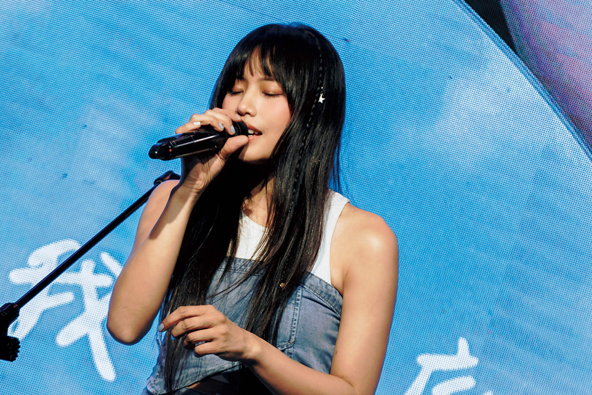 【車勢星聞】吳汶芳《兩個世界 Mini Tour》台北開唱。(圖:理響音樂提供)