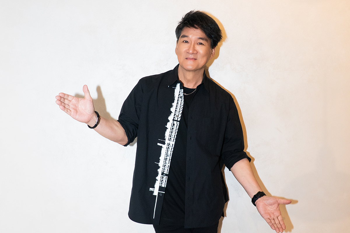 【車勢星聞】周華健全新單曲〈蕾絲花邊〉寫給歌迷作為音樂情書。（圖：滾石唱片提供） 