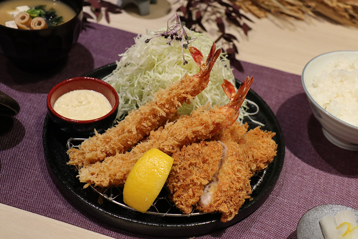 日本《かつ丼屋勝急》草蝦雙拼定食系列。(示意圖)