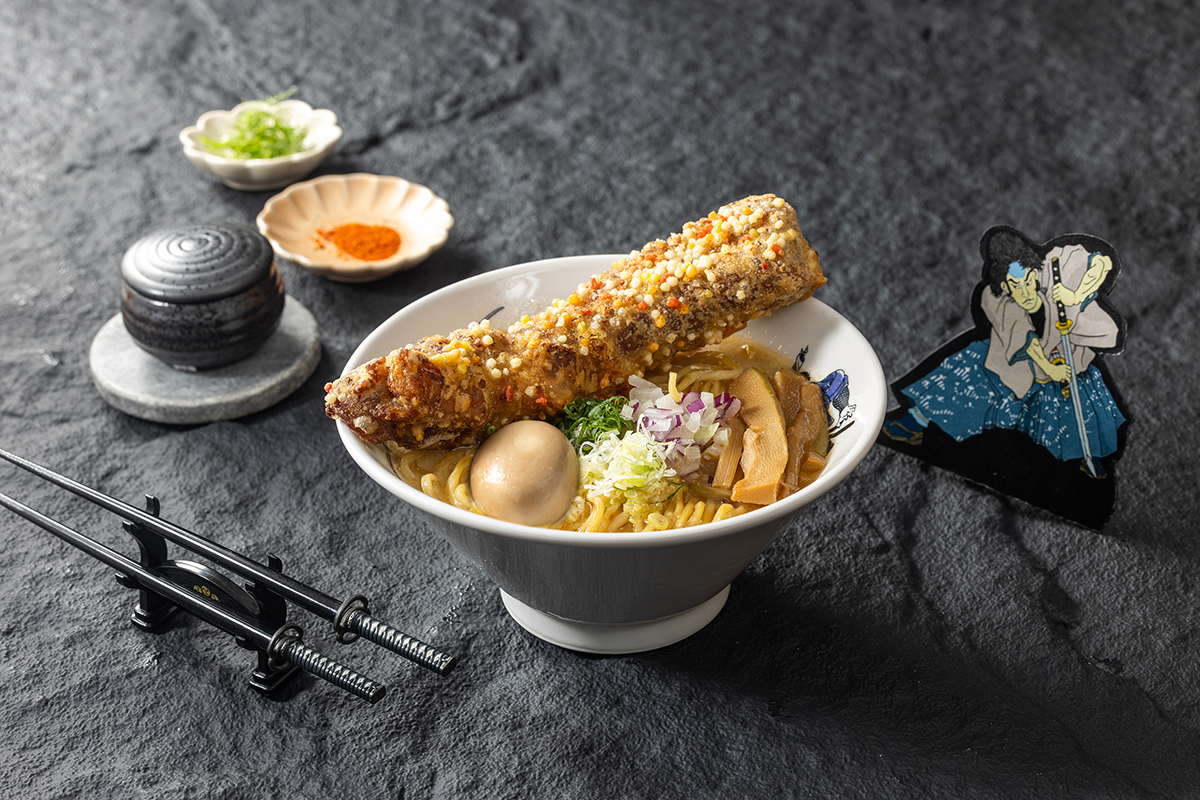 麵屋武藏進駐Dream Plaza,推出獨家限定麵「豚天一本」。(示意圖:品牌提供)