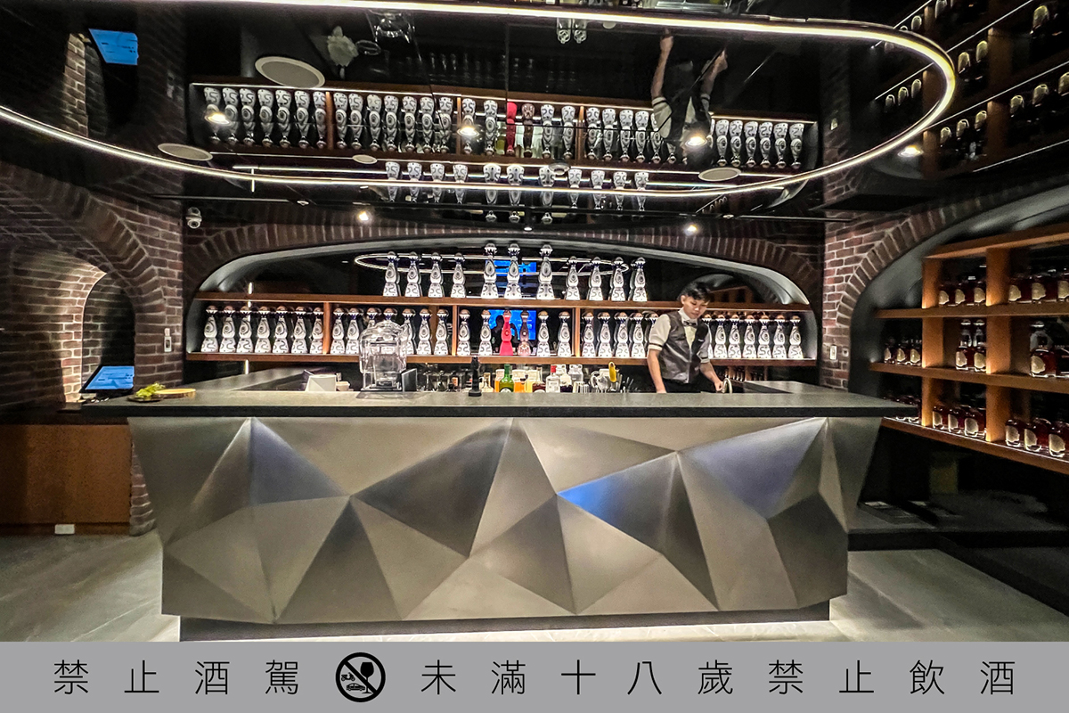 金色三麥Dream Plaza酒窖店全面升級,AI選酒、首度跨入威士忌吧中吧。(示意圖:品牌提供)