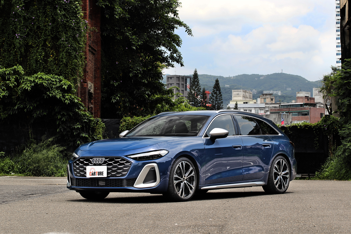 S5 Avant雖為性能旅行車，但其實用於日常表現也非常稱職。