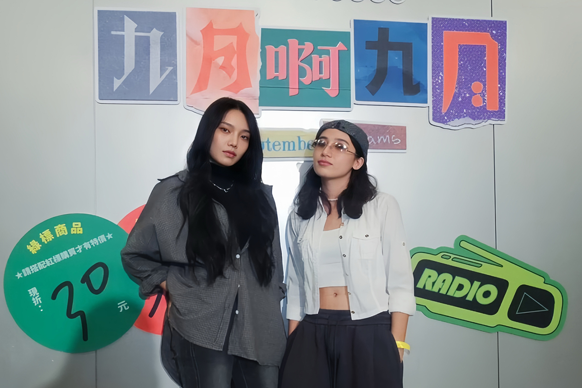 【車勢星聞】KAXA首次跨音樂劇合作，為《九月啊九月》量身打造抒情曲〈秋天的夜晚〉。（圖：滾石唱片提供） 