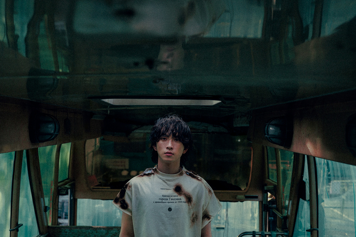 【車勢星聞】邱鋒澤釋出英文創作單曲〈BEFORE THE FINISH LINE〉宣告全面進化。(圖:原音兄弟提供)