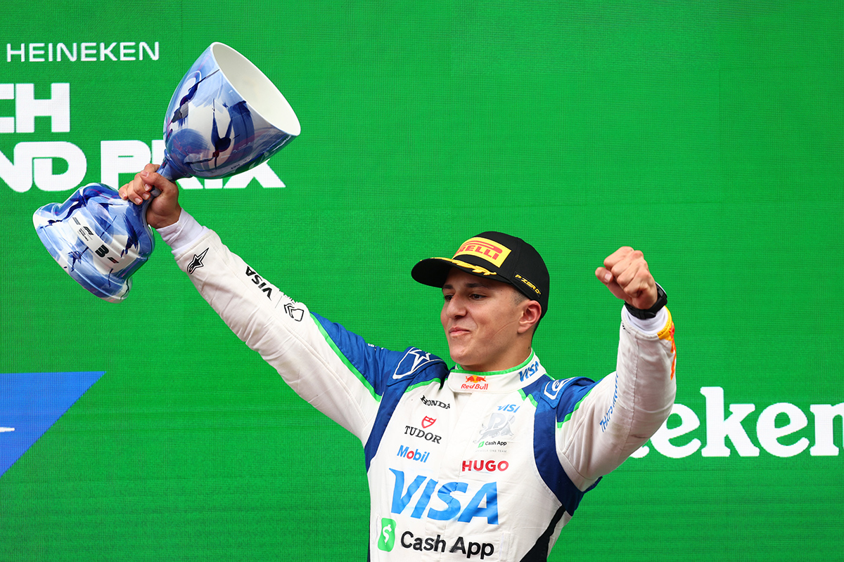 Visa Cash App Racing Bulls新手車手Isaac Hadjar首度登上F1頒獎台。