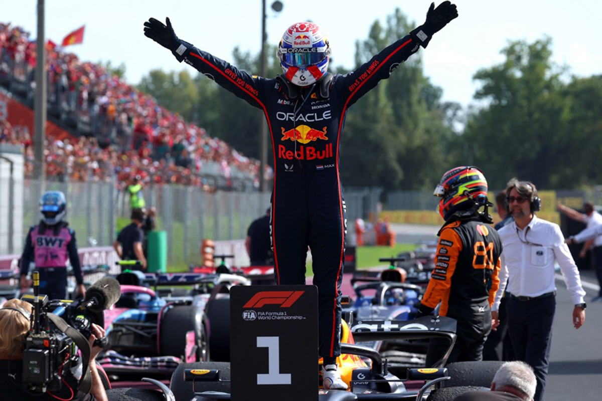 Oracle Red Bull Racing車隊和車手Max Verstappen在傳奇的 Monza 賽道上強勢奪冠。