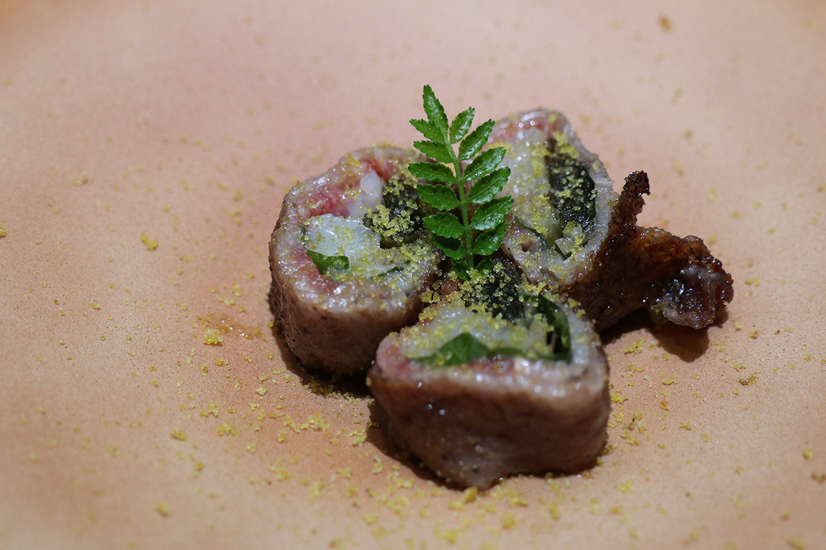 「 燒肉天皇」親子捲。(示意圖)