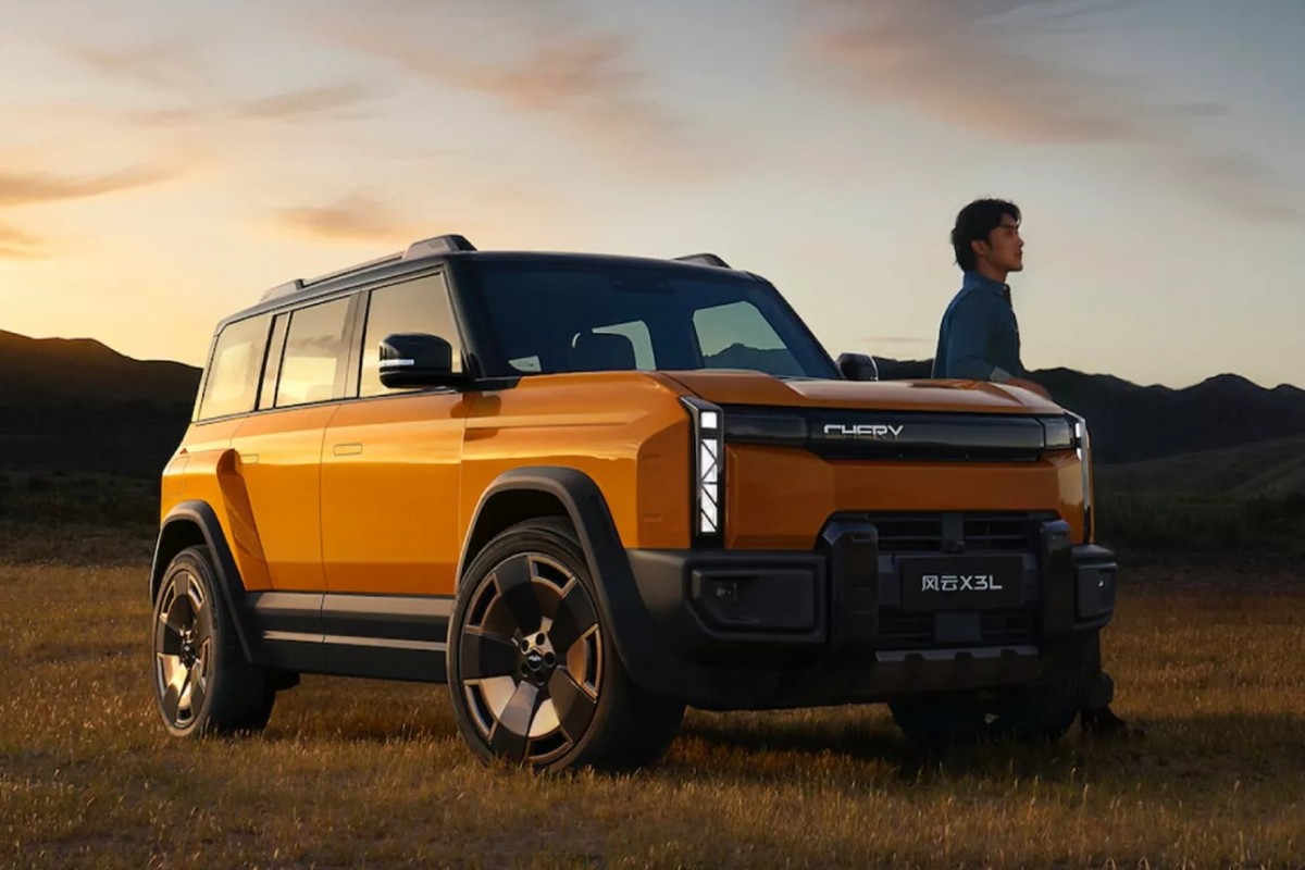 奇瑞推出風雲X3L,被許多人認為是平價版Land Rover Defender。