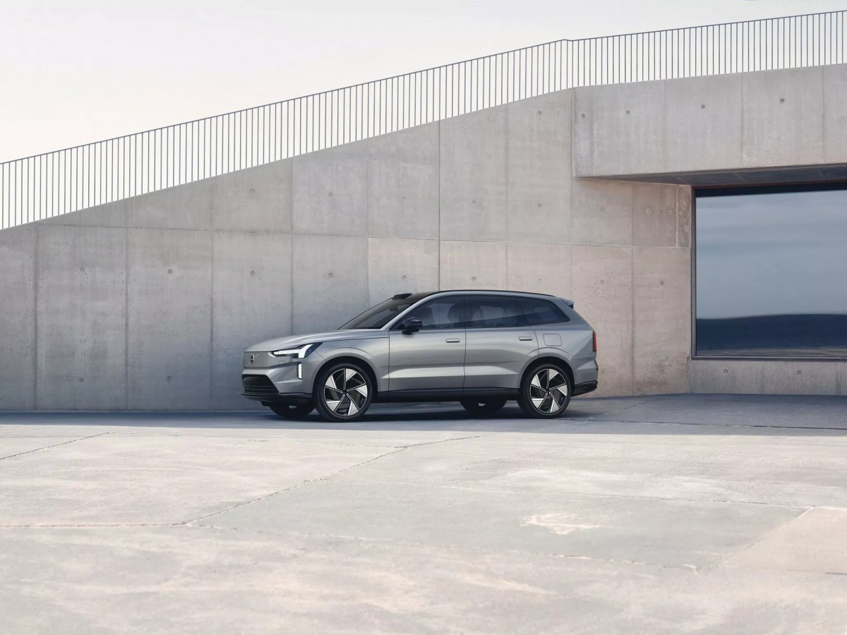 Volvo為其電動車陣容引入更親民的入門選擇，EX90車系將新增單馬達版本。