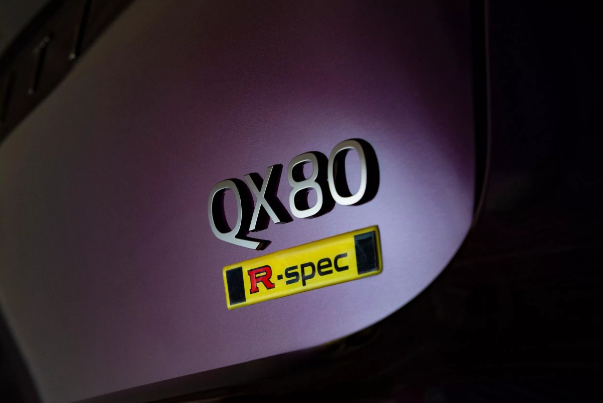 Infiniti即將推出全新高性能QX80 R-spec,據悉很可能會搭載GT-R的3.8升V6雙渦輪增壓引擎。
