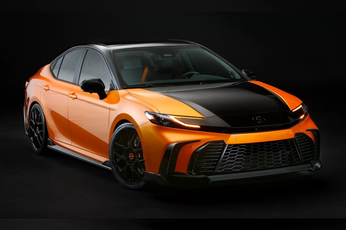 Toyota在SEMA改裝展上打破大家對Camry一貫沉穩家用形象的想像,推出了極具戰鬥氣息的Camry GT-S Concept。