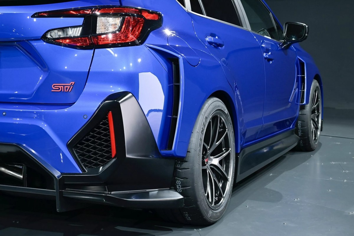 動力方面雖然尚未確認，但根據官方透露，目標極可能鎖定Toyota GR Corolla等小型性能掀背車。