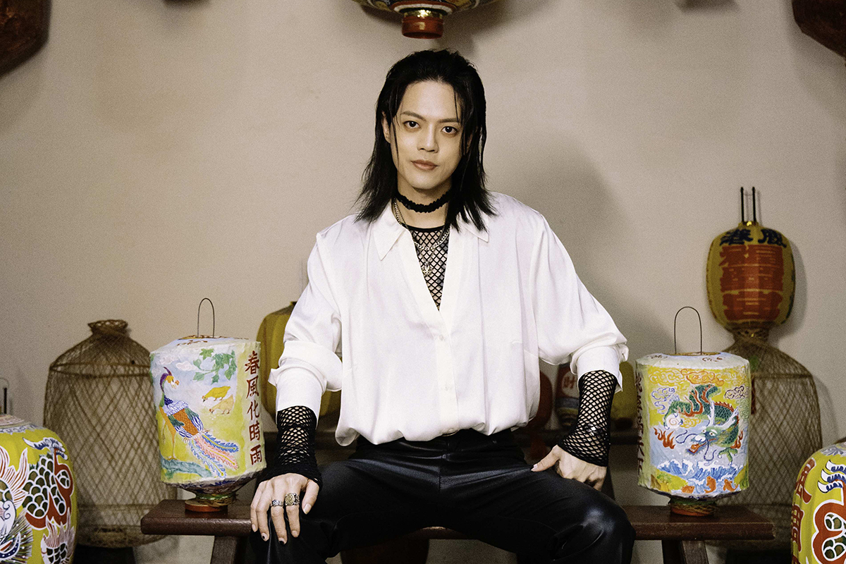 【車勢星聞】林頤原全新台語單曲《我毋驚》唱出「恐懼是現實、勇敢是選擇」信念。（圖：華納音樂提供） 