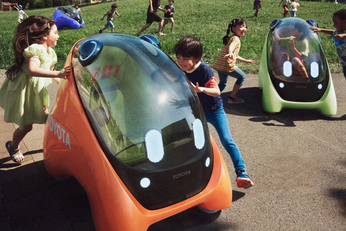 Kids Mobi是一輛具有自動駕駛功能的概念車款，挑戰傳統學童接送方式的想像。