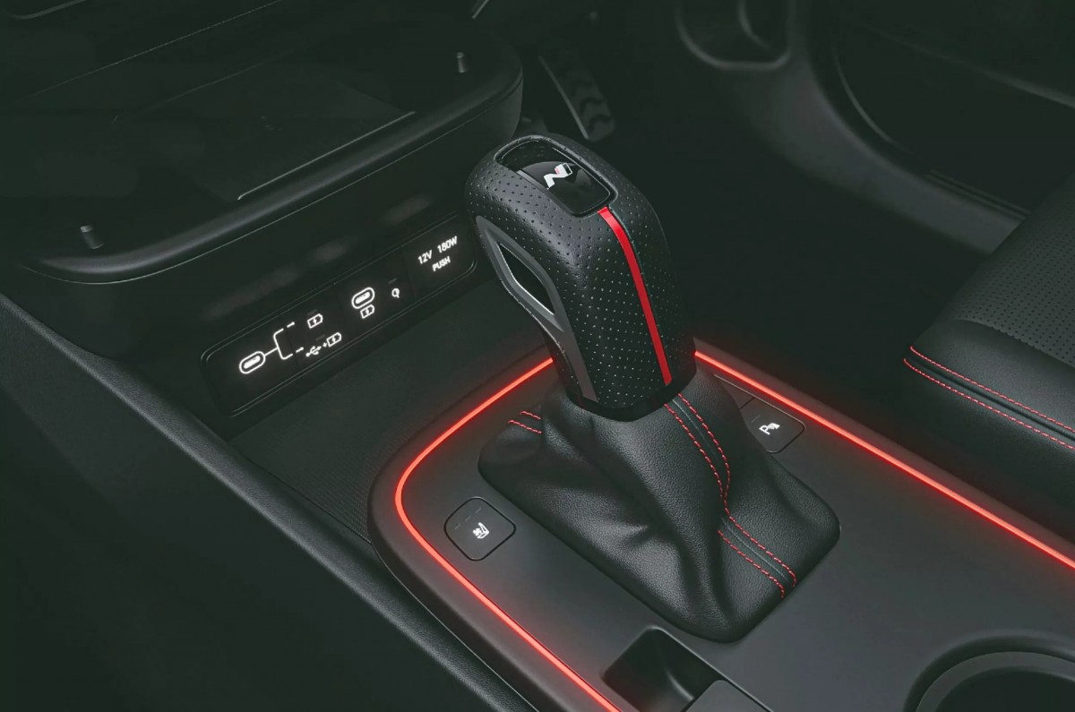 提供六速手排與七速DCT雙離合自手排兩種變速箱選擇，預期將延續前代N Line車型專屬的底盤調校。