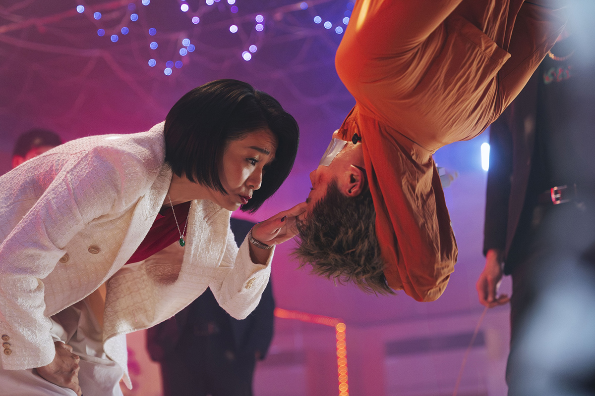 【車勢星聞】陳雪甄(左)安排陳澤耀(右)走後門入監所任職「賣身還債」。（愛奇藝國際版、壹壹影業提供）