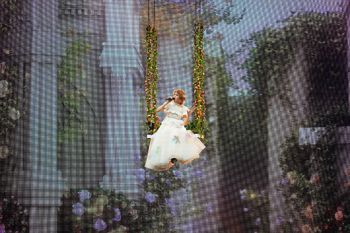 【車勢星聞】影音／曾沛慈《關於愛這件事》宛如仙女從天而降北流開唱。（圖：車勢星聞）