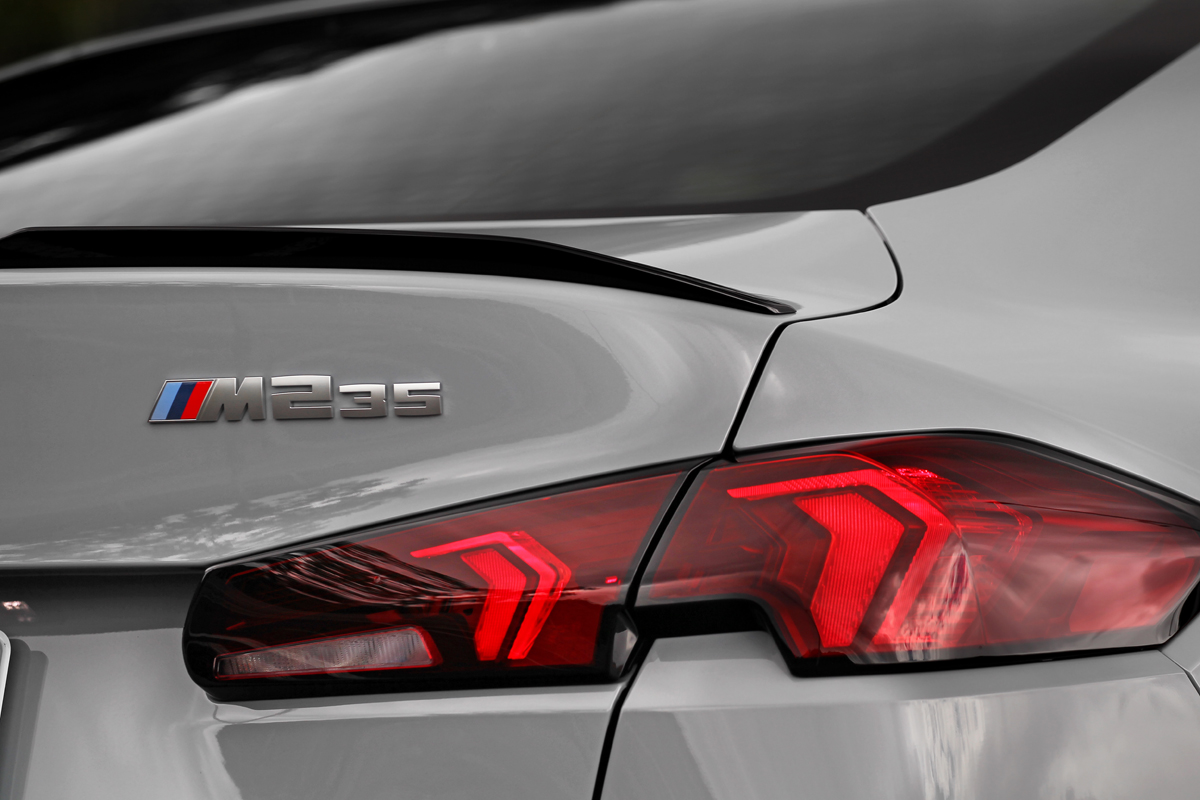 M擾流尾翼對於強調運動車型有畫龍點睛效果。