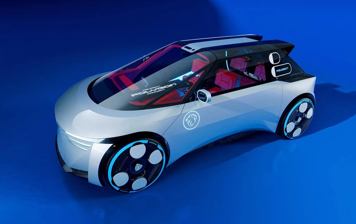 Polygon概念車的車身線條展現出未來感十足的風格，擁有收緊的腰線、寬闊的輪拱與大面積玻璃設計。