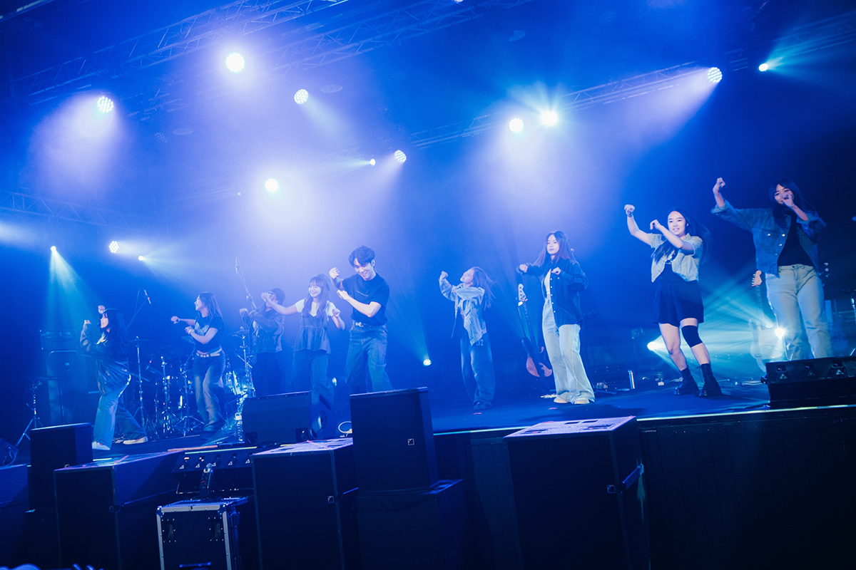 【車勢星聞】呂允推出首張專輯《別著急》，演唱會邀歌迷上台共舞。（圖：添翼創越工作室提供）