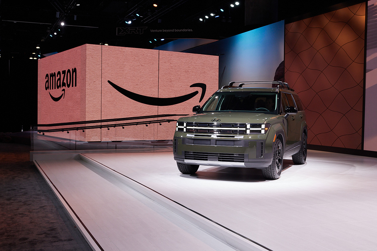 Hyundai在Amazon網站提供新車與任認證二手車服務。