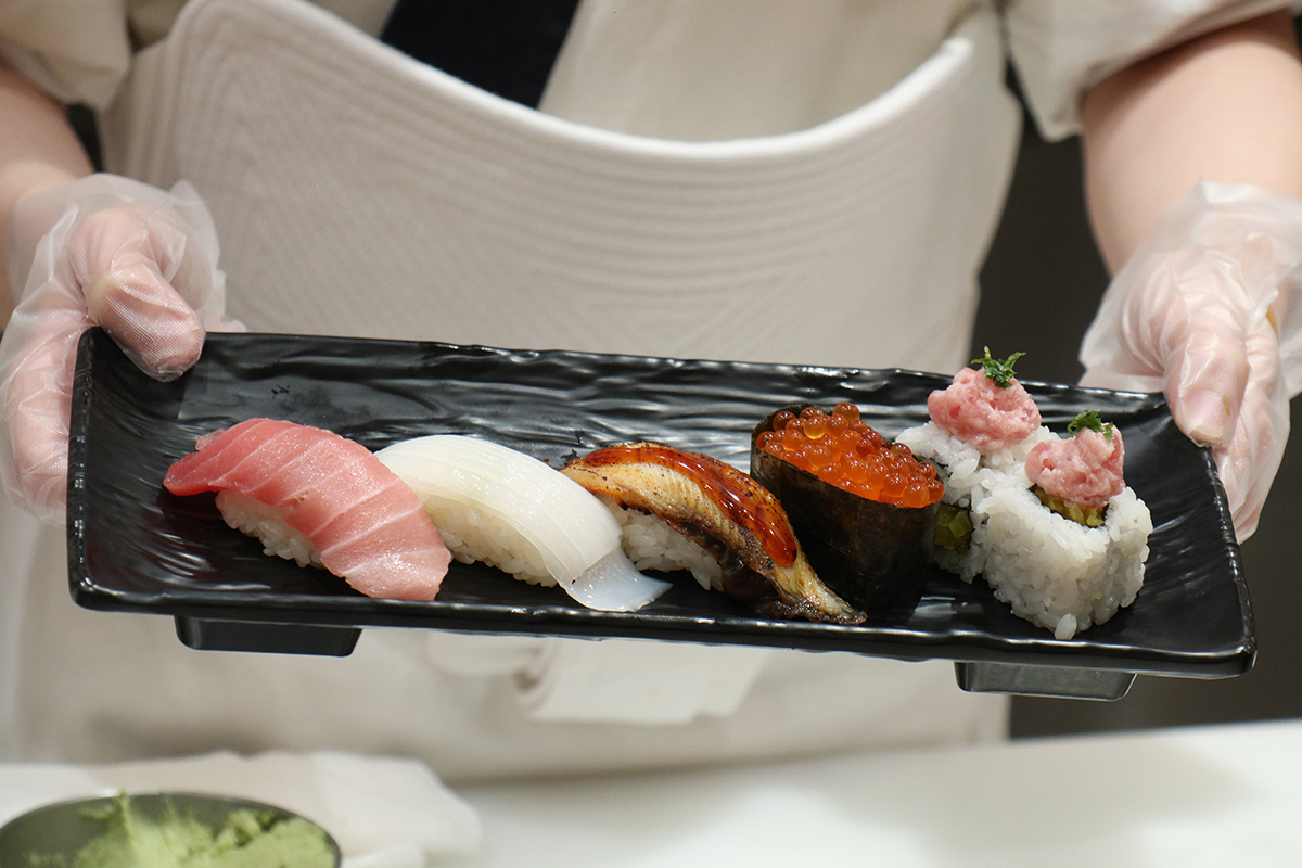 合點壽司35年壽司職人「總料理長私房特選套餐」不藏私，期間限定販售。（示意圖）