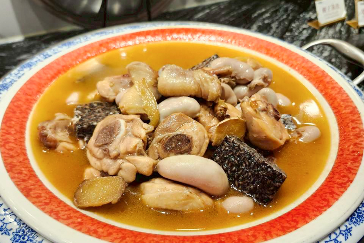 千葉冬季進補推出麝香葡萄、麻油雞、羊肉爐吃到飽。（示意圖：品牌提供）