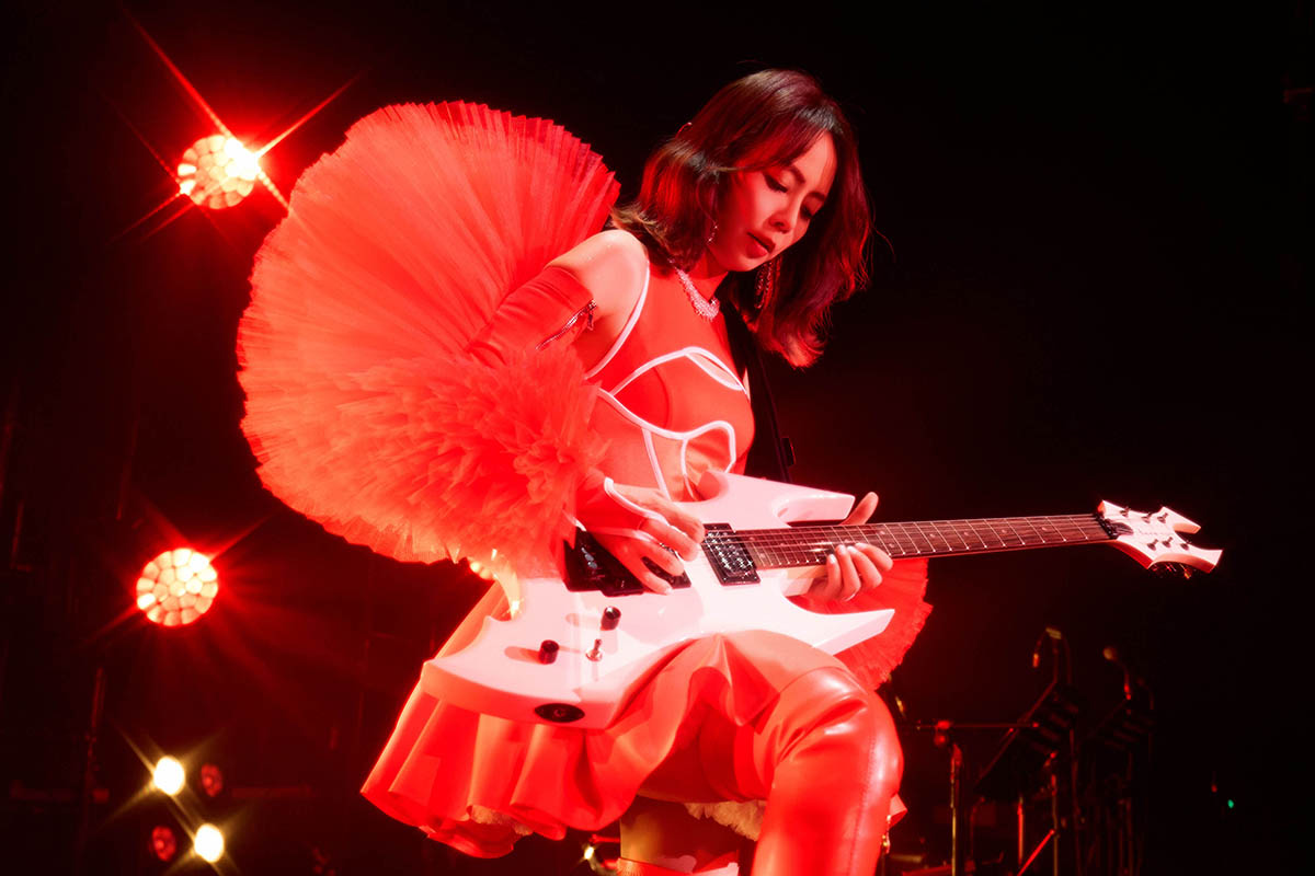 【車勢星聞】影音／孫淑媚舉辦人生首場大型個唱「MAY好三十」。（圖：華貴娛樂提供）