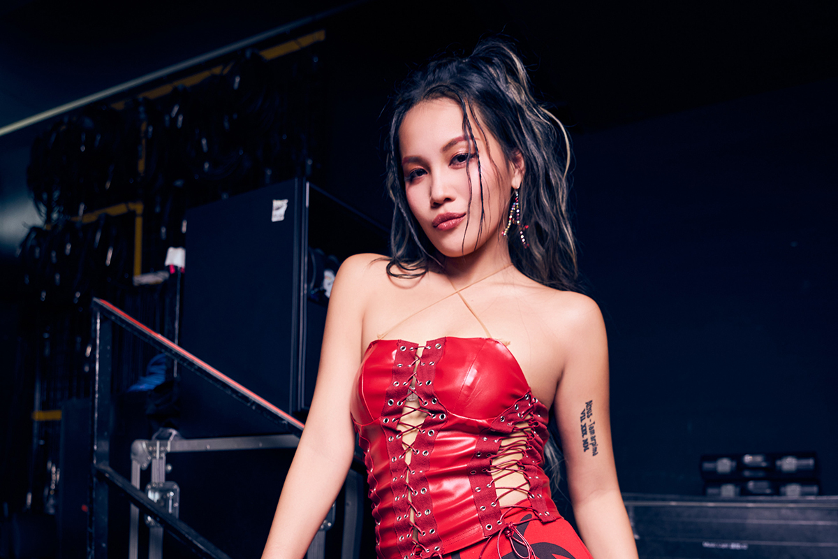 【車勢星聞】阿布絲出道三年首度舉辦專場。（圖：華納音樂提供） 