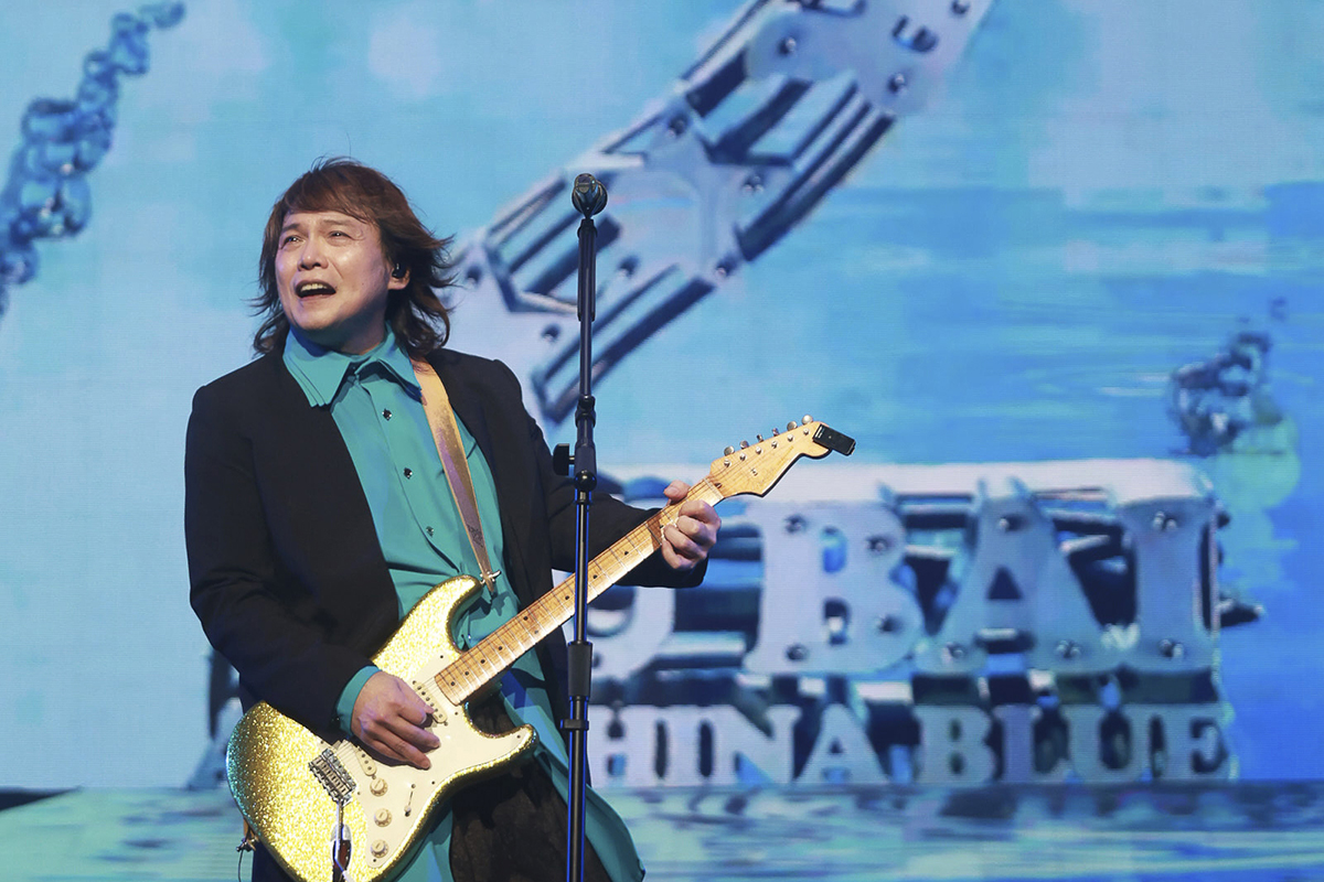 【車勢星聞】伍佰 & China Blue高雄巨蛋開唱，明年有望返場台北。（圖： 月光音樂提供） 