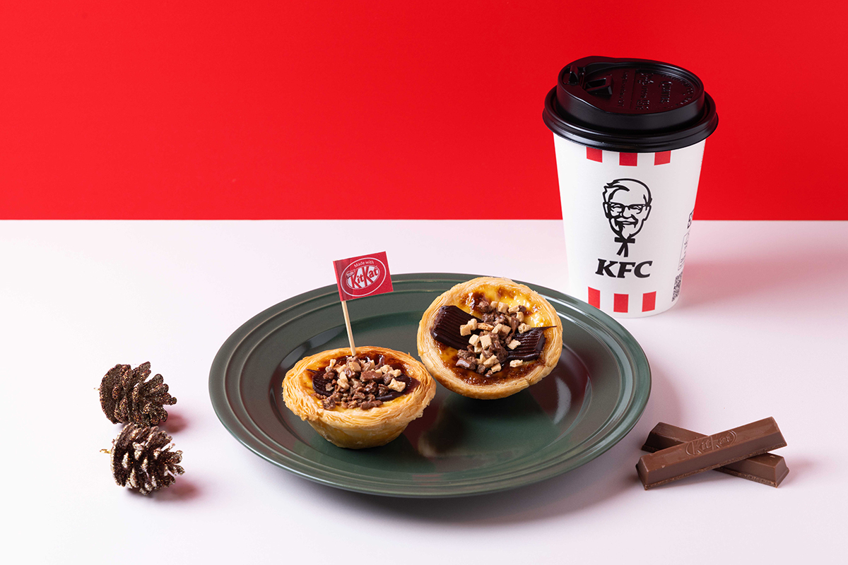 肯德基、KITKAT經典聯手奇巧可可流心三重奏蛋撻極致口感一口入魂。（示意圖：品牌提供）