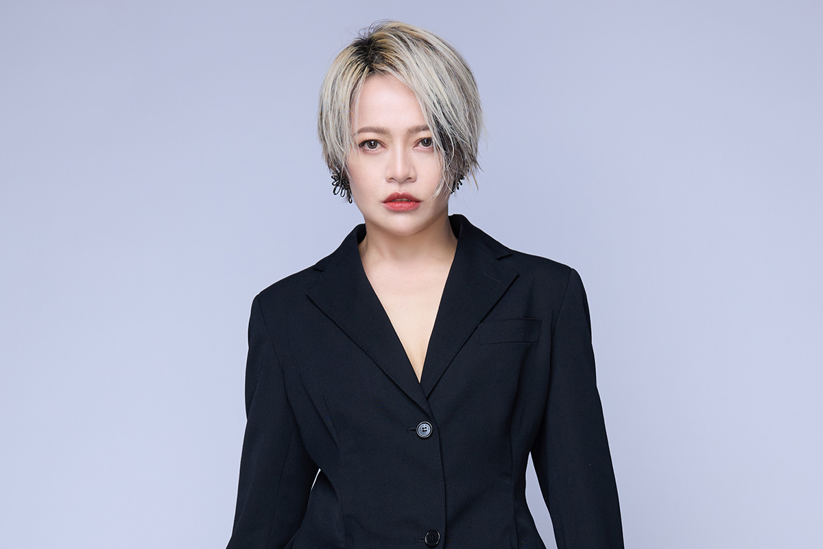 【車勢星聞】戴愛玲續約華納，期許拓展跨國合作、海外演出。（圖：華納音樂提供） 