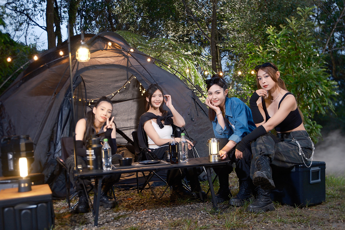 【車勢星聞】「SVETA心動女孩」為新歌《耍心機》拍攝MV吃盡苦頭。(照片提供：心動藝能)