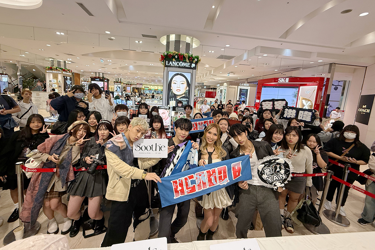 【車勢星聞】新世代潮流混聲團體B CRUSH化身香氛品牌店長掀暴動（左起洪暐、宰宰、蝶香、彥）。（圖/Soothe時氛  提供）