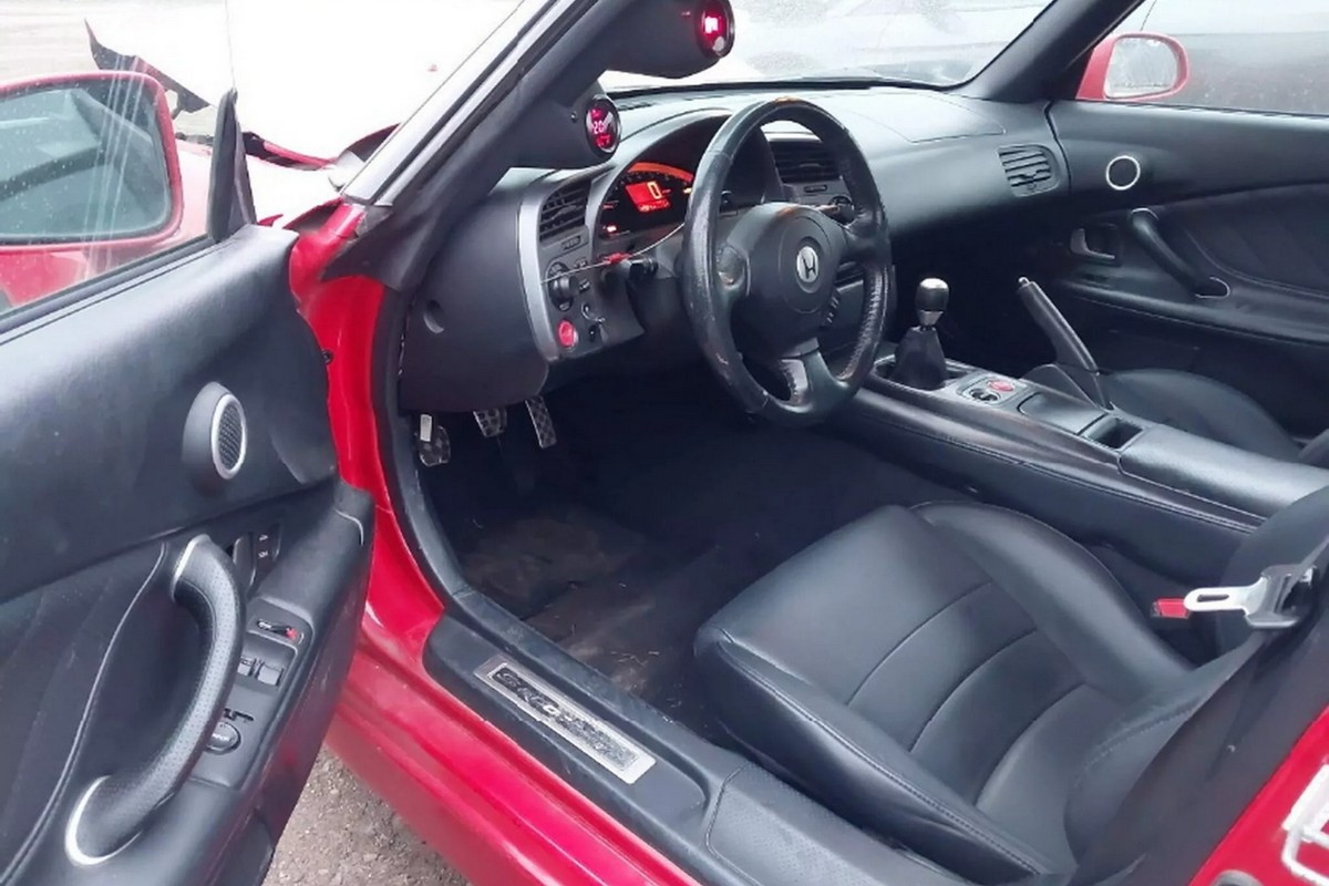 內裝維護還算不錯。