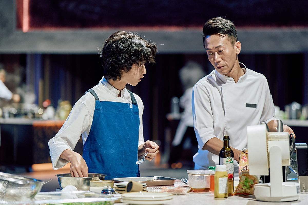 【車勢星聞】《星廚之戰》16 歲「阿潤師」白潤音為奪冠在家自學料理。（圖：三立提供） 