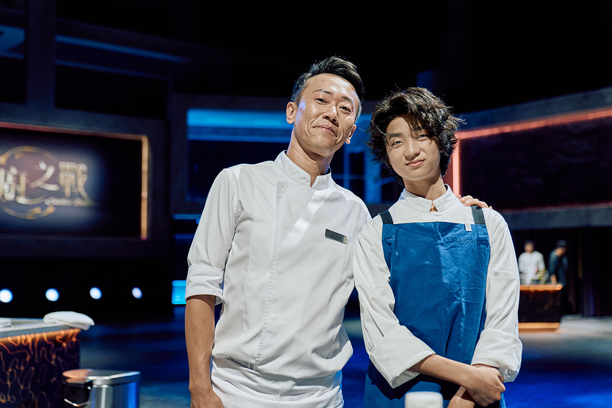 【車勢星聞】《星廚之戰》16 歲「阿潤師」白潤音為奪冠在家自學料理。（圖：三立提供） 