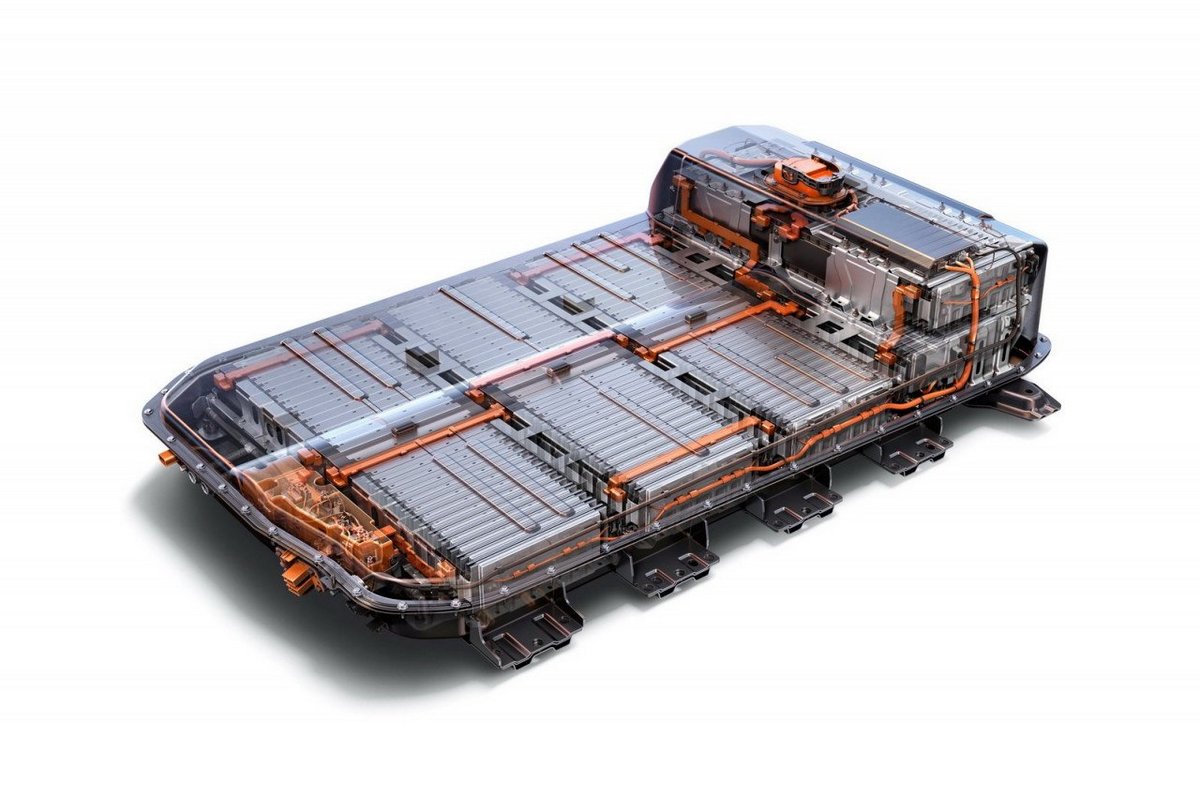 電池維修商EV Clinic表示電池健康度壽快速衰退主因來自於中國製LGES電池，因中國製LGES電池模組電芯內阻極高。