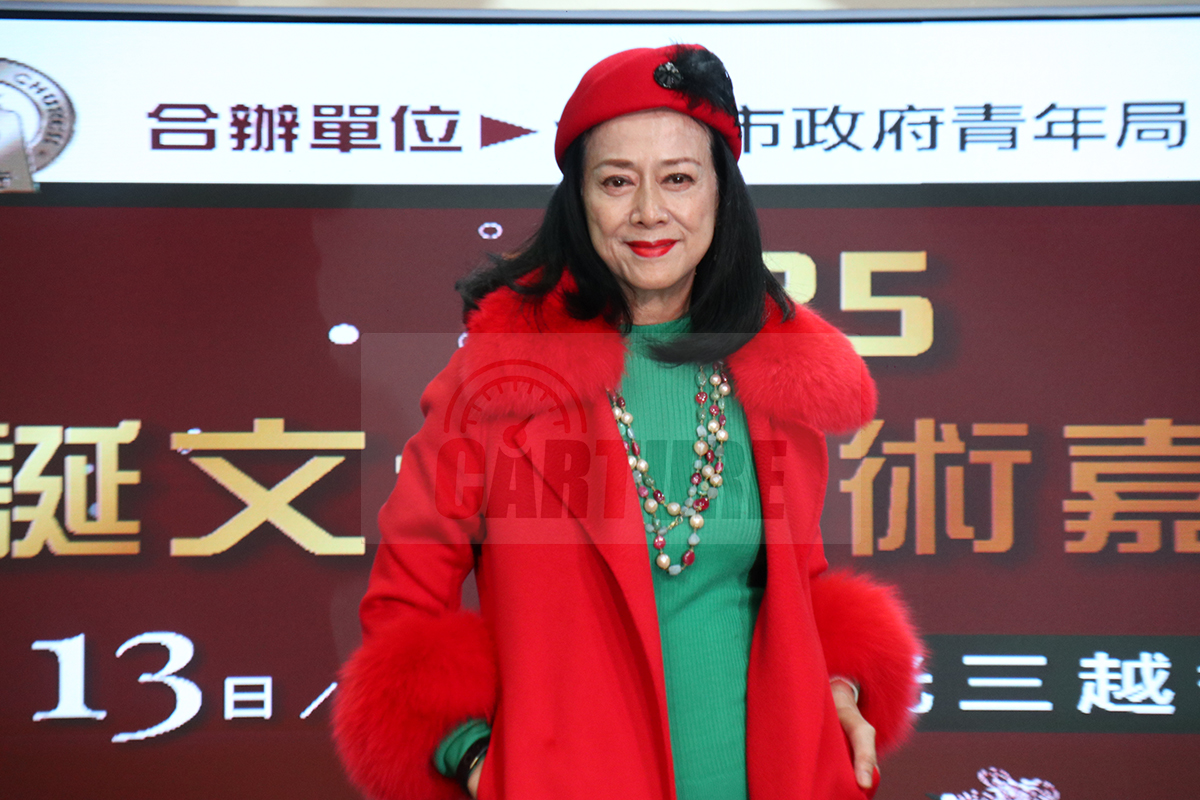 【車勢星聞】湯蘭花為2025聖誕文化藝術嘉年華罕見現身公開活動。（圖：車勢星聞） 