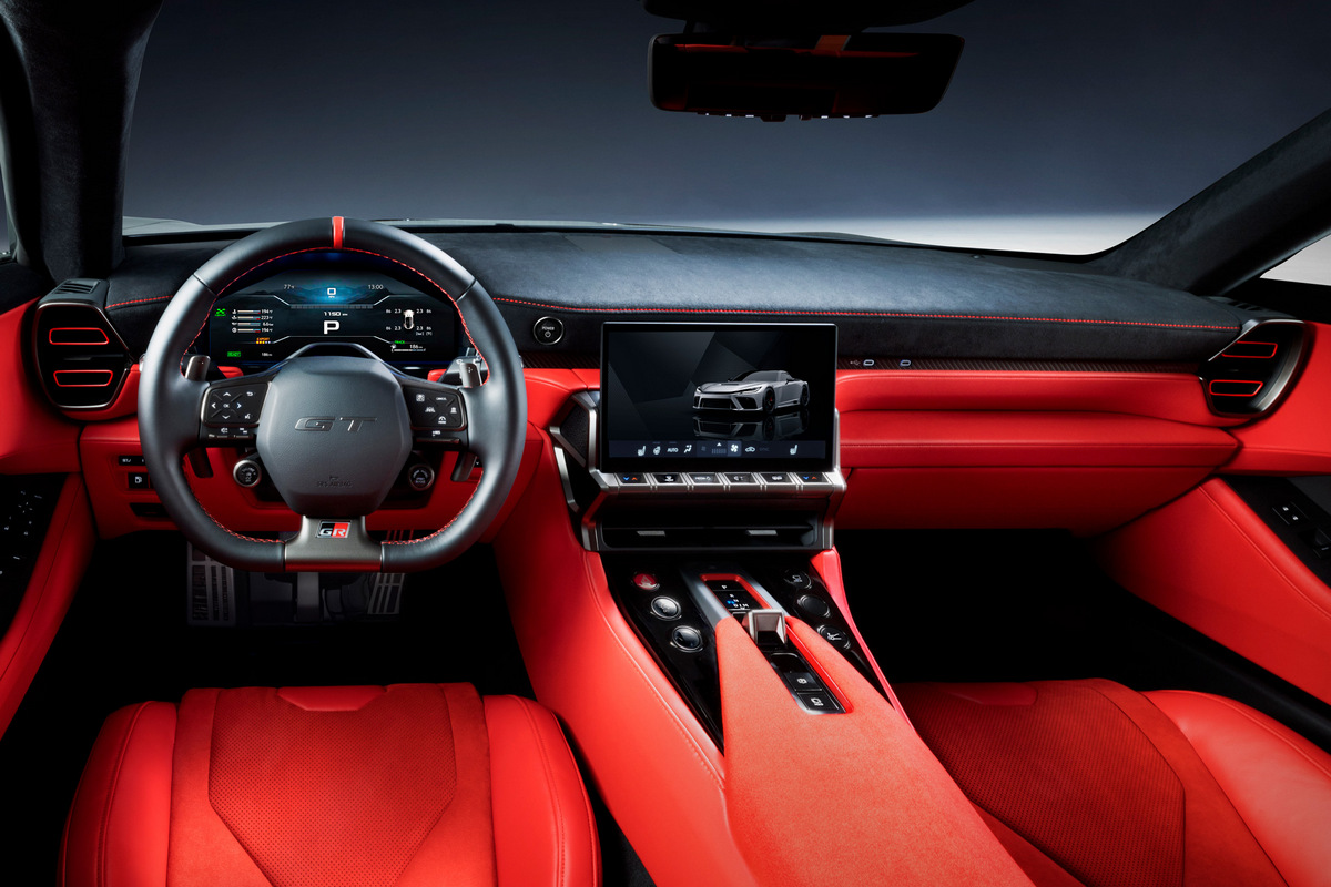 座艙兼顧日常使用舒適性。