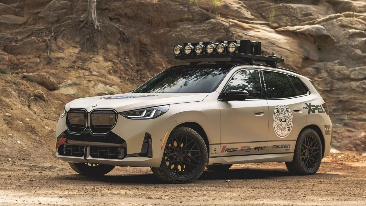 參加2024年Rebelle拉力賽的改裝版BMW X3 M50 xDrive。