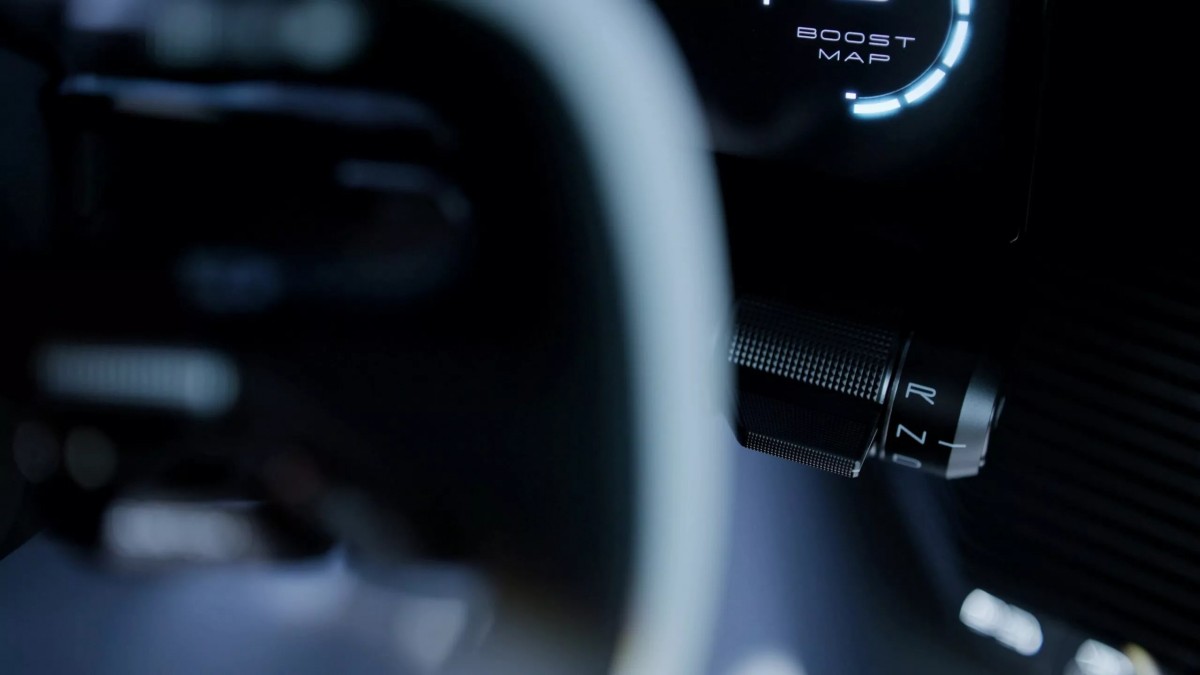 Lexus將原來的Sport Concept更名為LFA Concept，強烈暗示了這款電動跑車將作為第二代Lexus LFA投入生產。