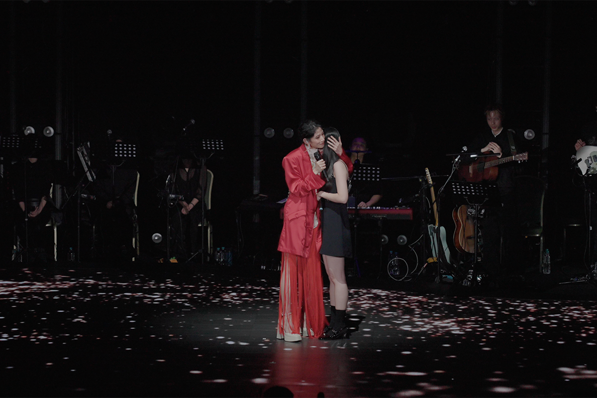 【車勢星聞】李千娜在TICC台北國際會議中心舉辦出道18年的首次大型個唱「入戲」。（圖：寬宏藝術x環球音樂提供） 
