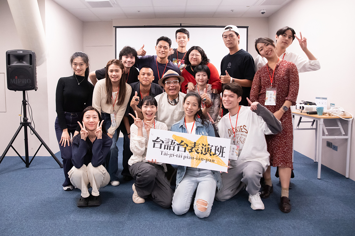 【車勢星聞】許效舜不藏私，演員基本功「無中生有」與「小題大作」。（圖：公視台語台提供） 