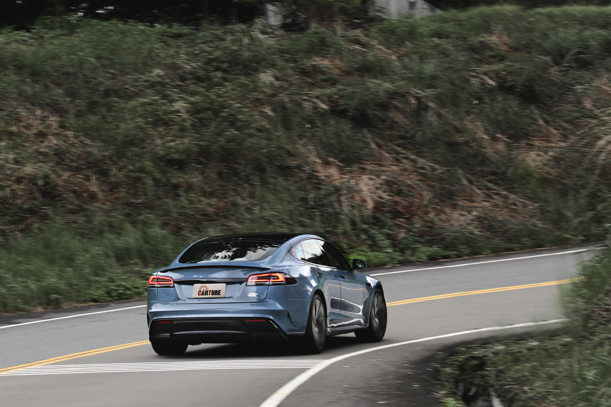 但只要重踩即便是舒適模式也會帶來強勁推力