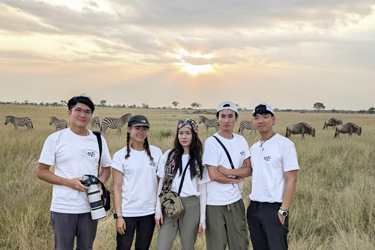 【車勢星聞】《上山吧！台灣隊》非洲與獅子、獵豹、鬣狗比鄰而居。（圖：三立提供） 