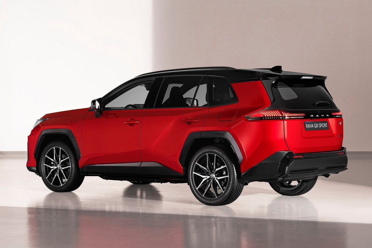 動力首波預計為2.5升Hybrid動力，具有226hp（前驅）與236hp（四驅）輸出。